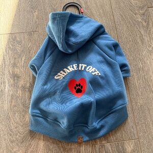 Hotel Doggy “Shake It Off” Taylor Swift Dog Sweater – Size Small | NWT